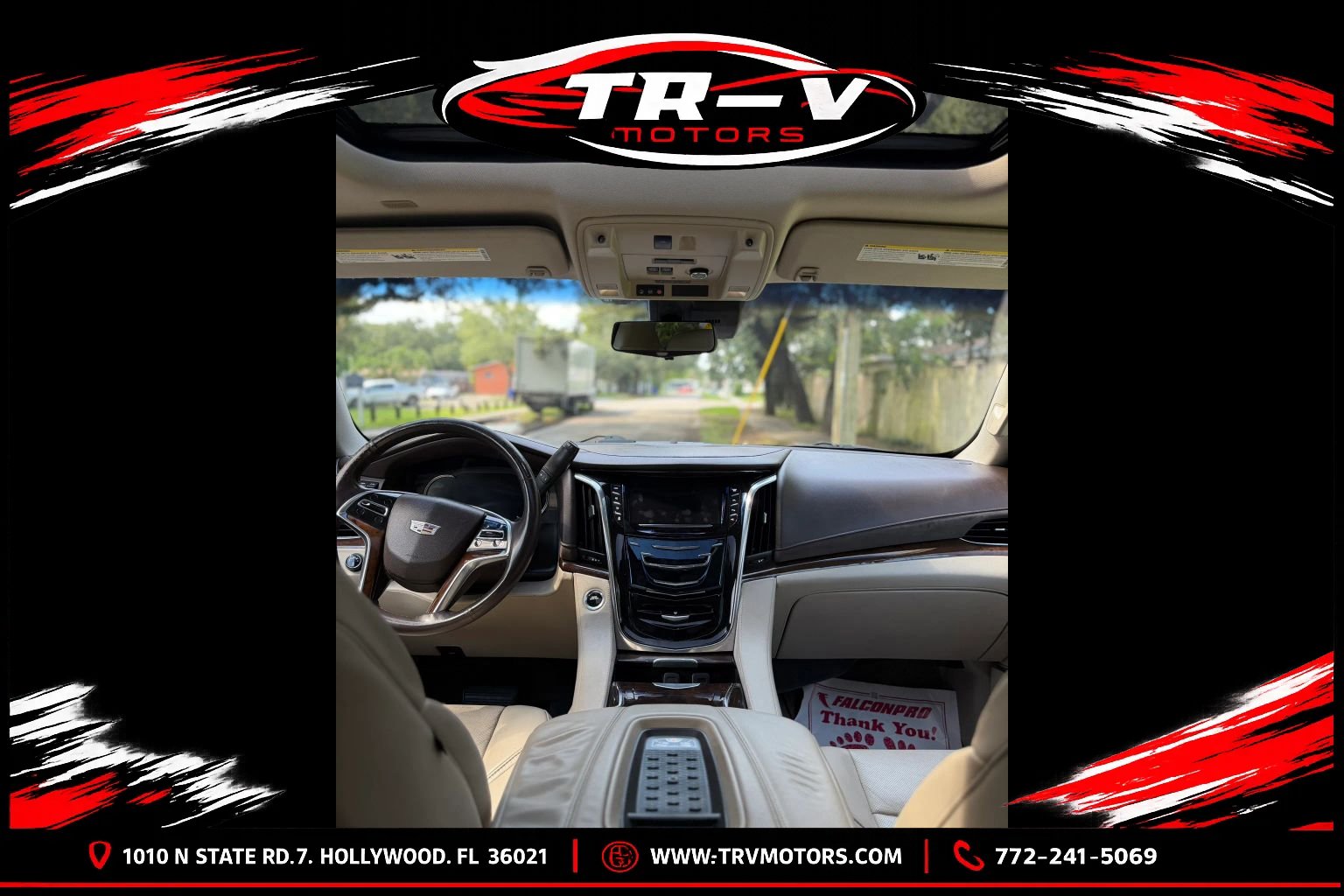 Used 2017 Cadillac Escalade ESV Luxury AWD/4WD image 12