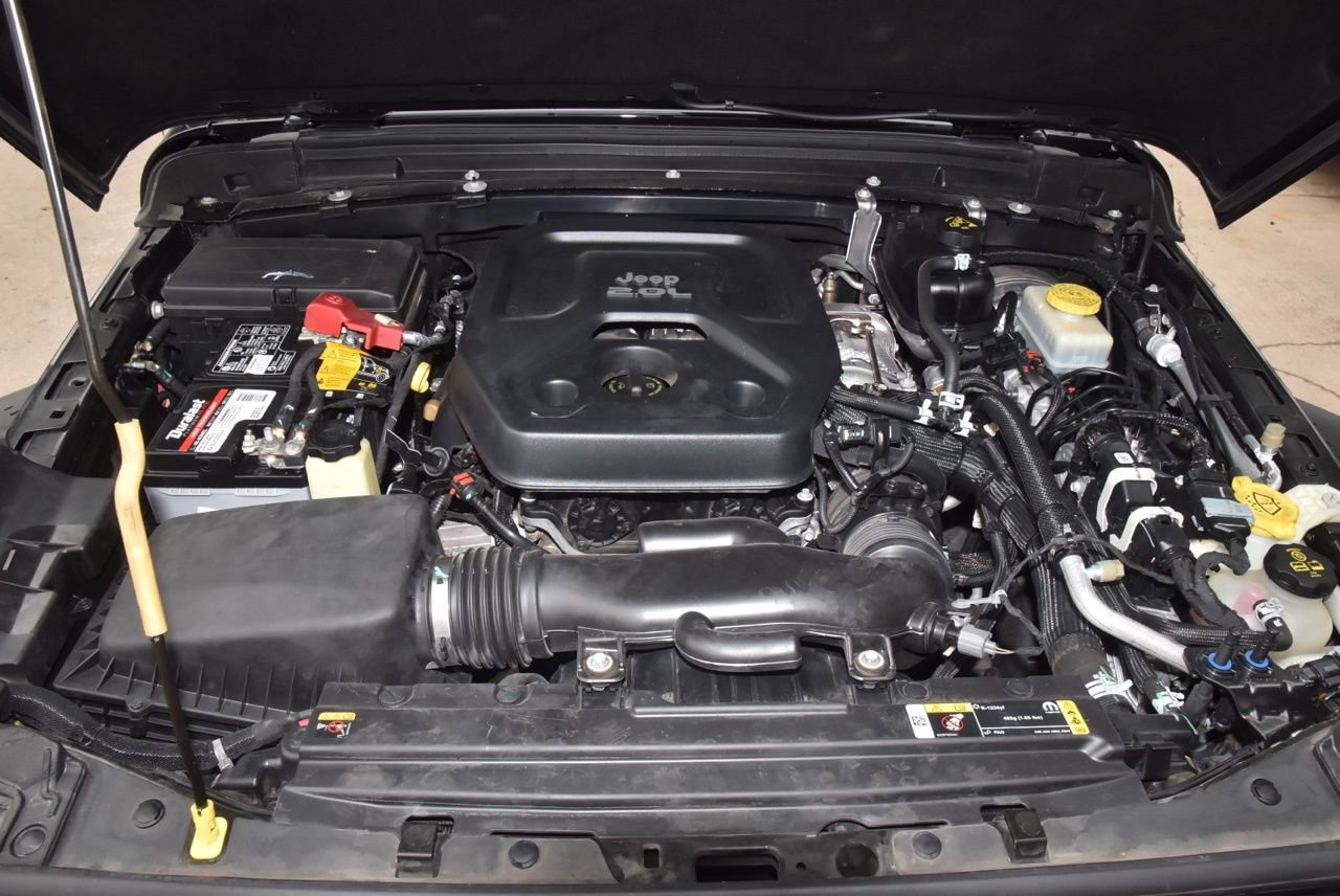 Used 2021 Jeep Wrangler Unlimited Sport AWD/4WD image 41