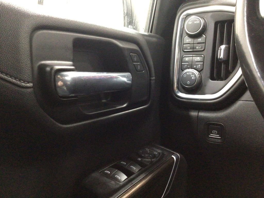 Used 2022 Chevrolet Silverado 1500 RST image 15