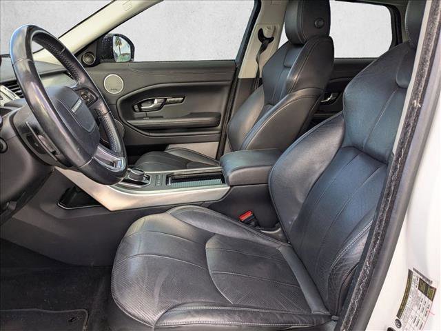 Used 2017 Land Rover Range Rover Evoque SE Premium image 13