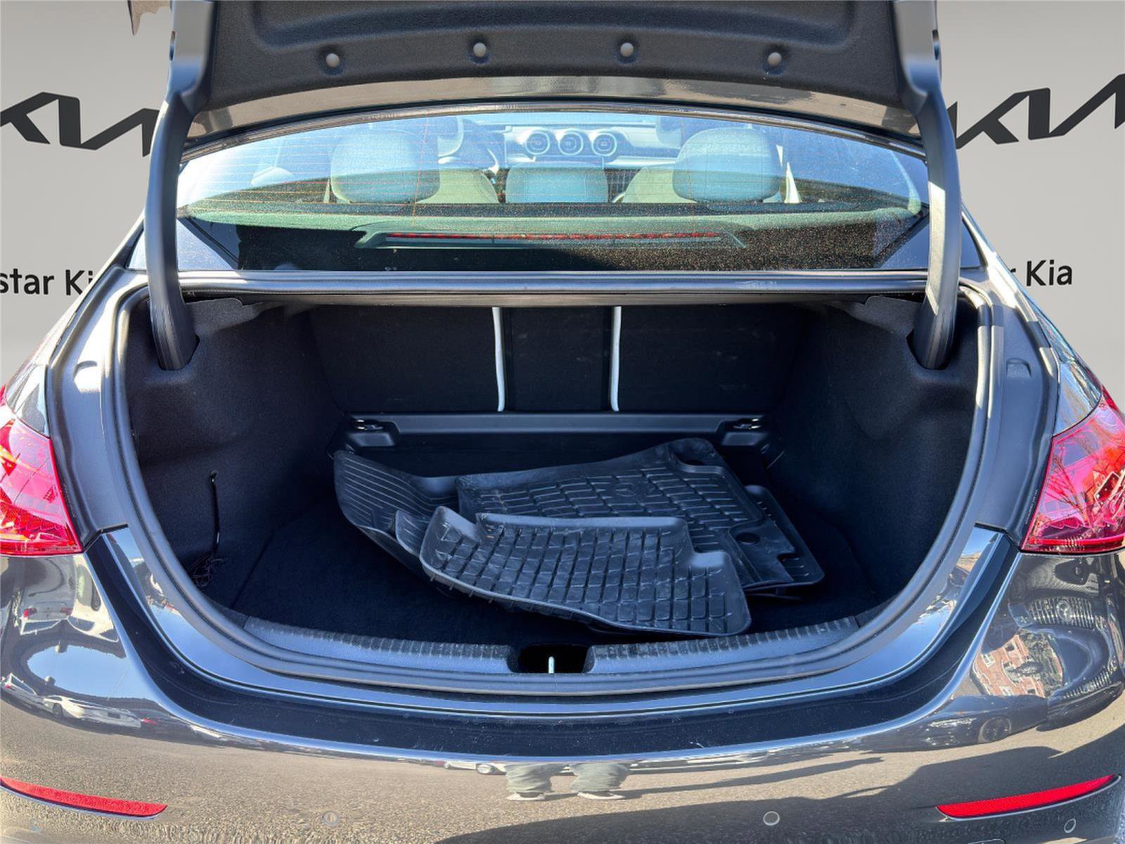 Used 2024 Mercedes-Benz C 300 4MATIC Sedan w/ Pinnacle Trim Package image 24