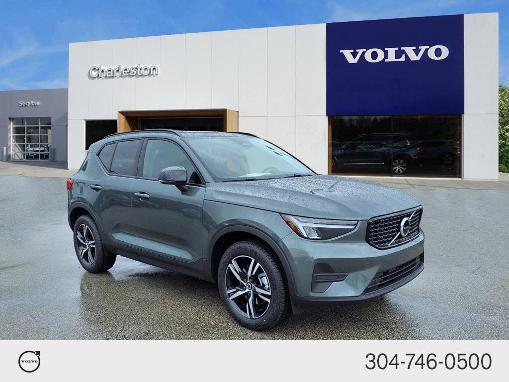 New 2026 Volvo XC40 B4 Core w/ Protection Package Premier FWD image 1