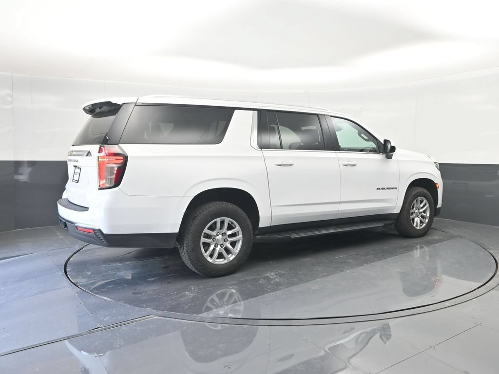 Used 2023 Chevrolet Suburban LS RWD image 15