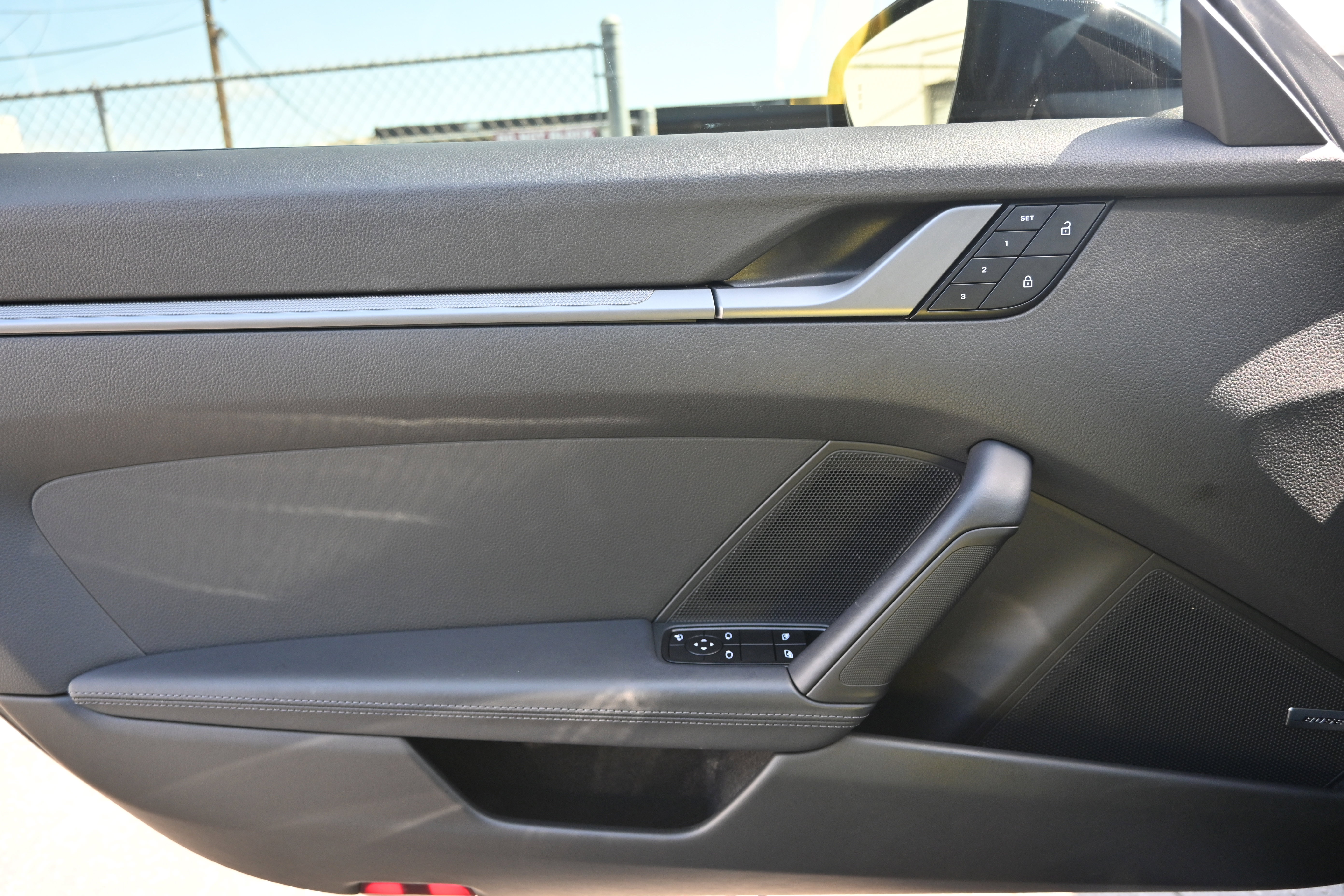 Used 2024 Porsche 911 Carrera image 35