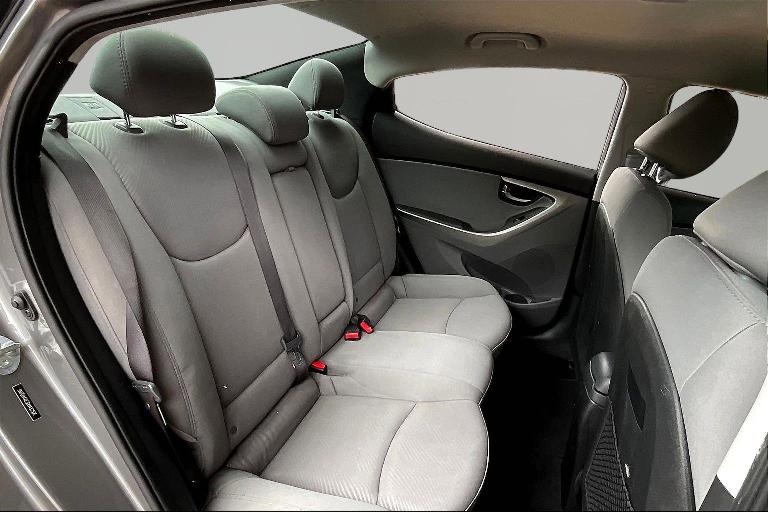 Used 2013 Hyundai Elantra GLS w/ Preferred Pkg image 23