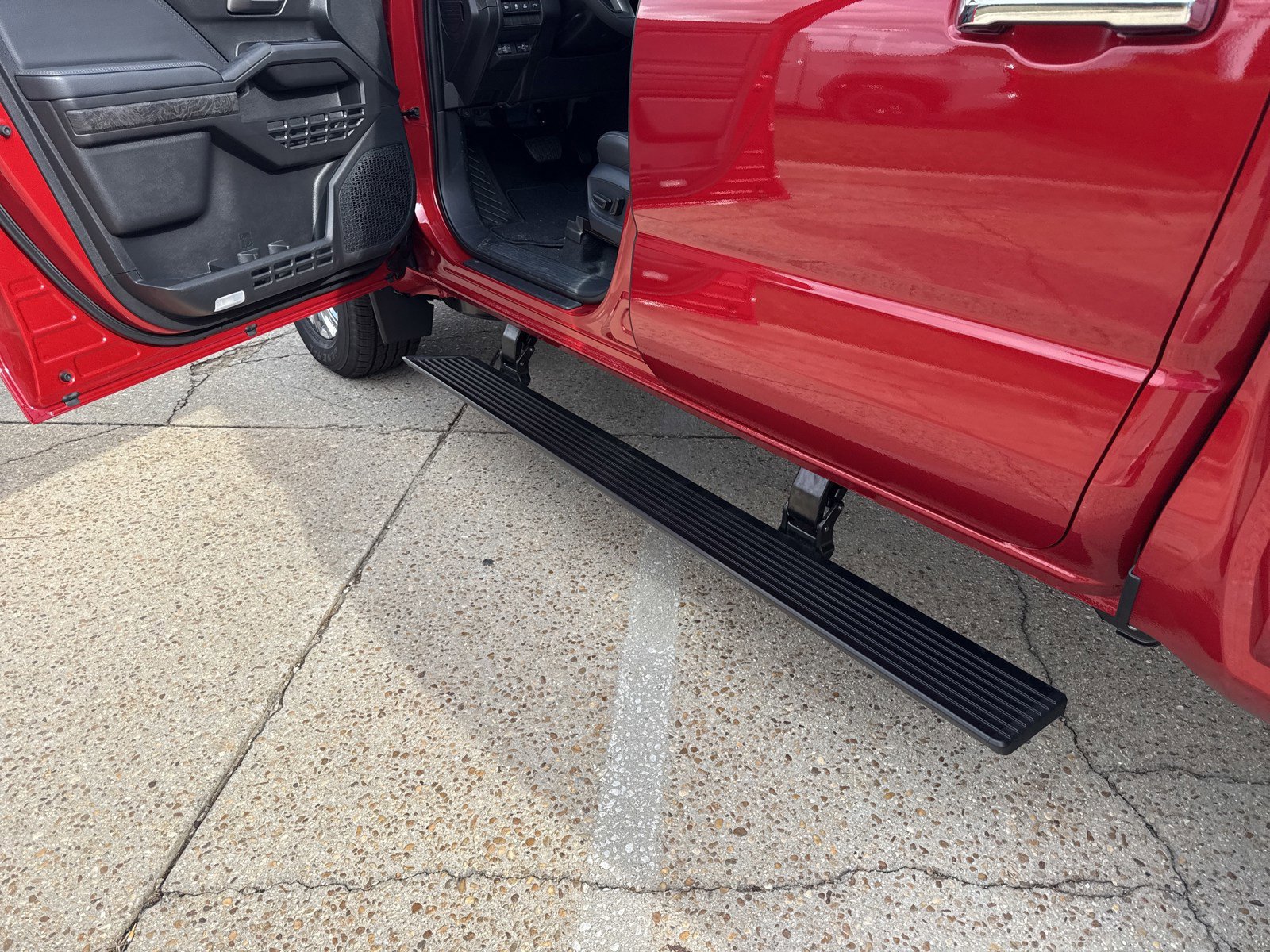 New 2025 Toyota Tacoma Limited image 10