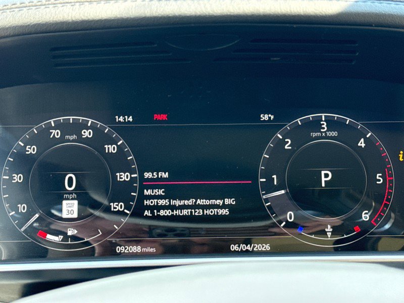 Used 2018 Land Rover Range Rover HSE image 39