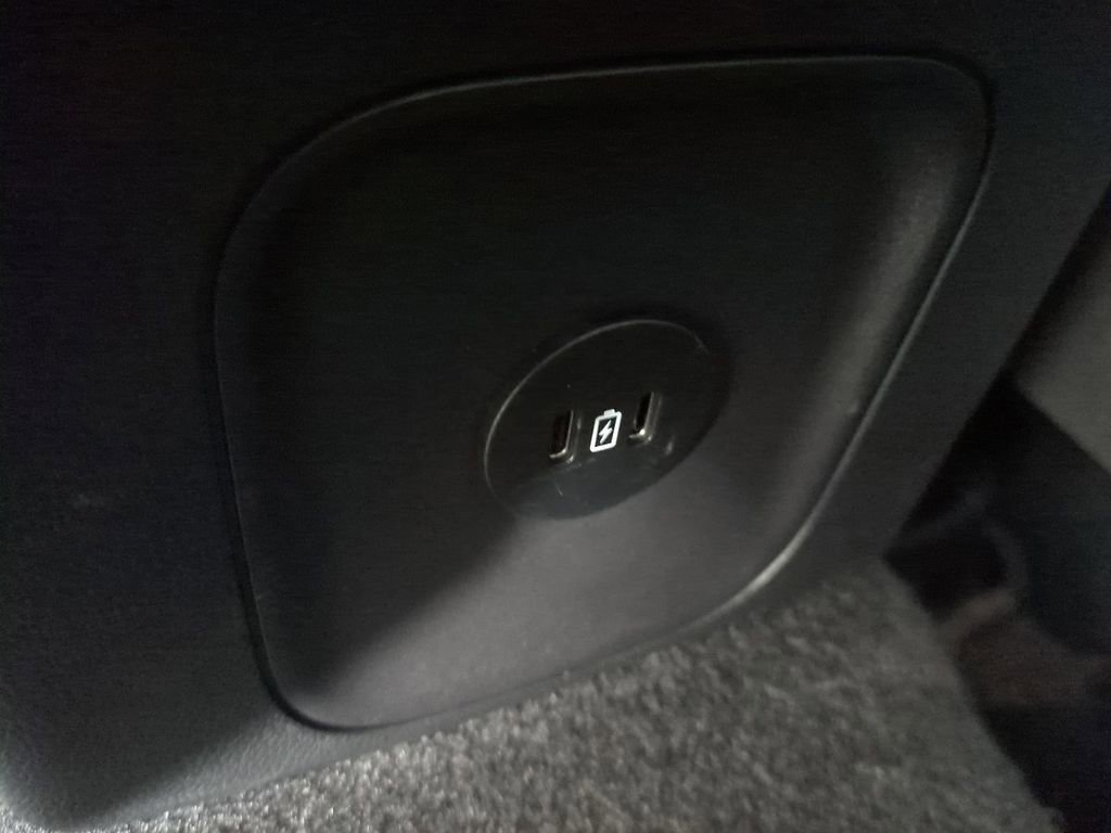 Used 2023 Ford Escape Platinum w/ Premium Technology Package image 17