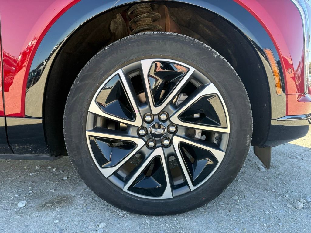 Certified 2025 Cadillac Optiq Sport 2 w/ LPO, Floor Liner Package image 17