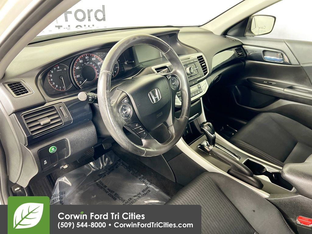 Used 2015 Honda Accord Sport image 3