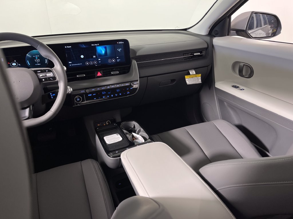 New 2027 Hyundai Ioniq 5 SEL RWD image 17