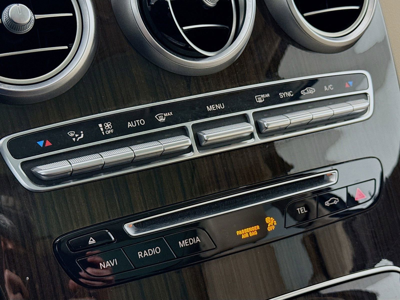 Used 2018 Mercedes-Benz GLC 300 4MATIC image 20