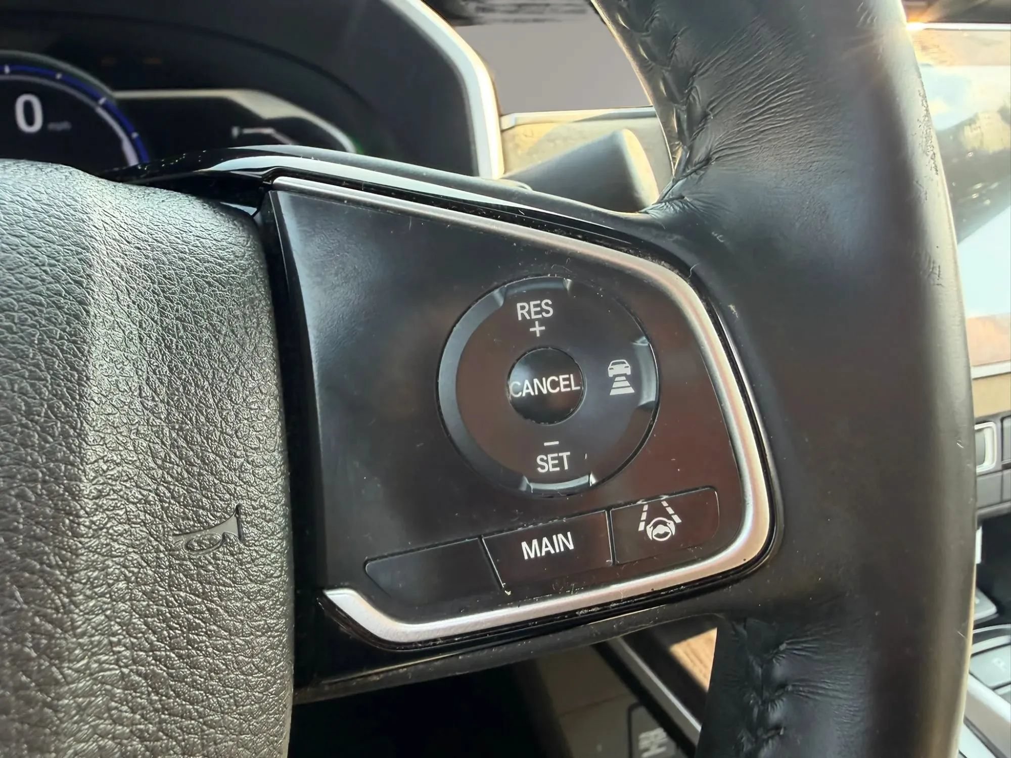 Used 2018 Honda Clarity Touring image 14