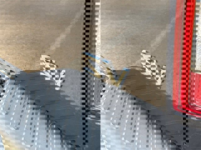 Used 2014 Nissan Frontier SV image 10