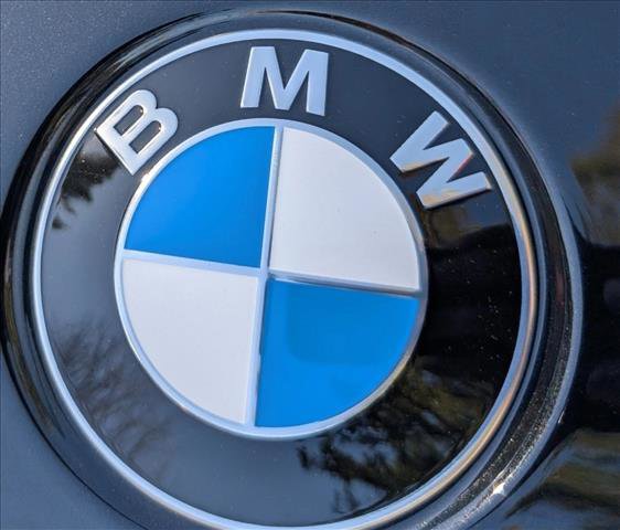 Used 2025 BMW 330i xDrive Sedan AWD/4WD image 26