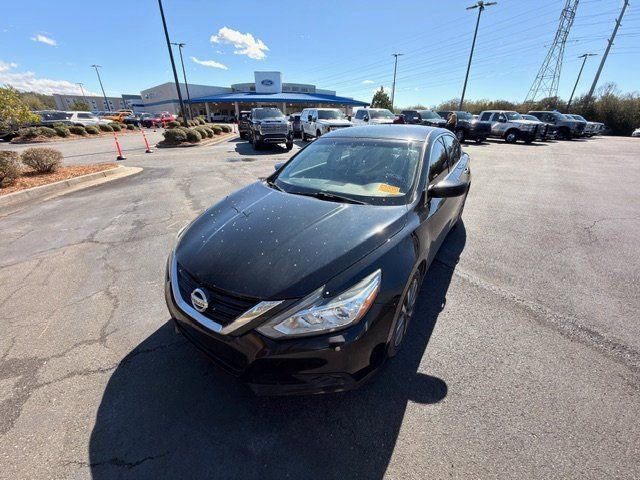 Used 2017 Nissan Altima 2.5 SV image 9