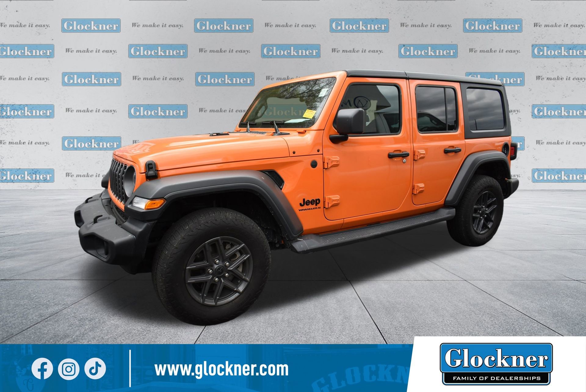 Used 2025 Jeep Wrangler Sport AWD/4WD image 1