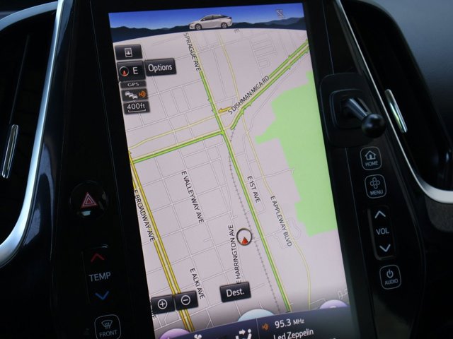 Used 2018 Toyota Prius Prime Premium FWD image 19