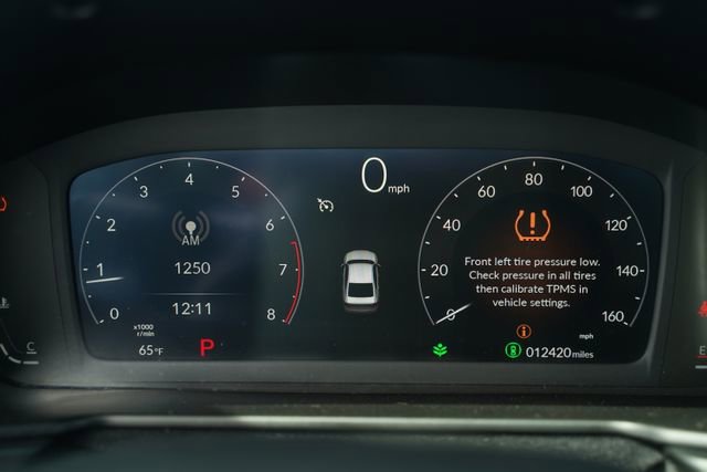 Used 2025 Honda Accord SE image 32