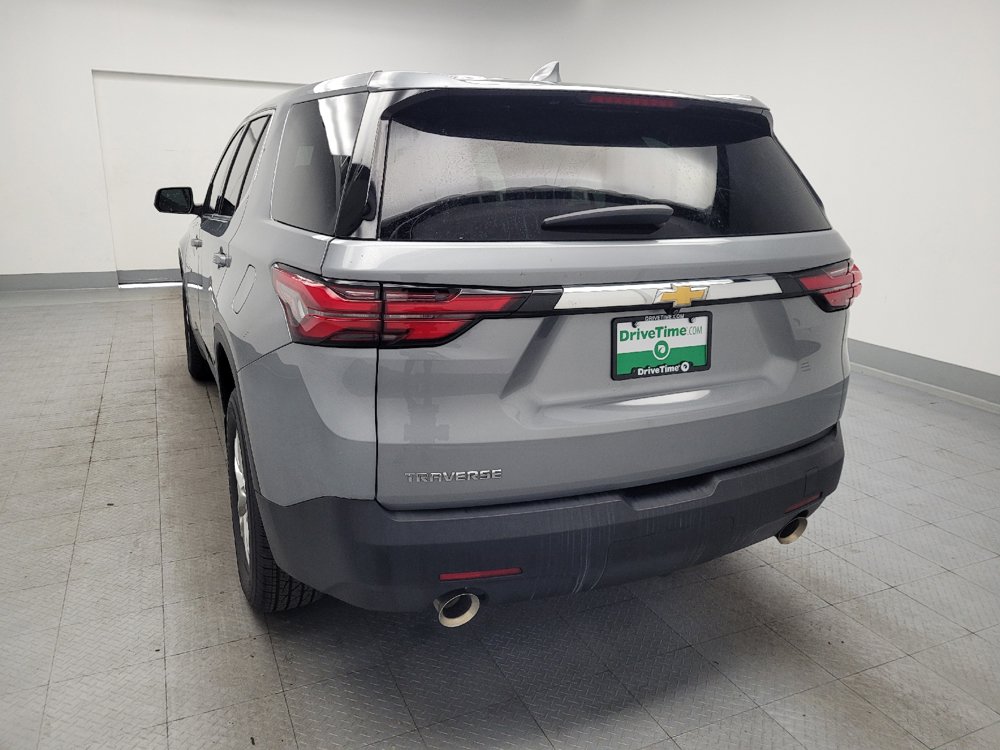 Used 2023 Chevrolet Traverse LS FWD image 6