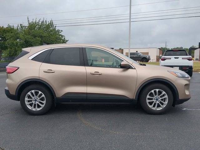 Used 2021 Ford Escape SE FWD image 3