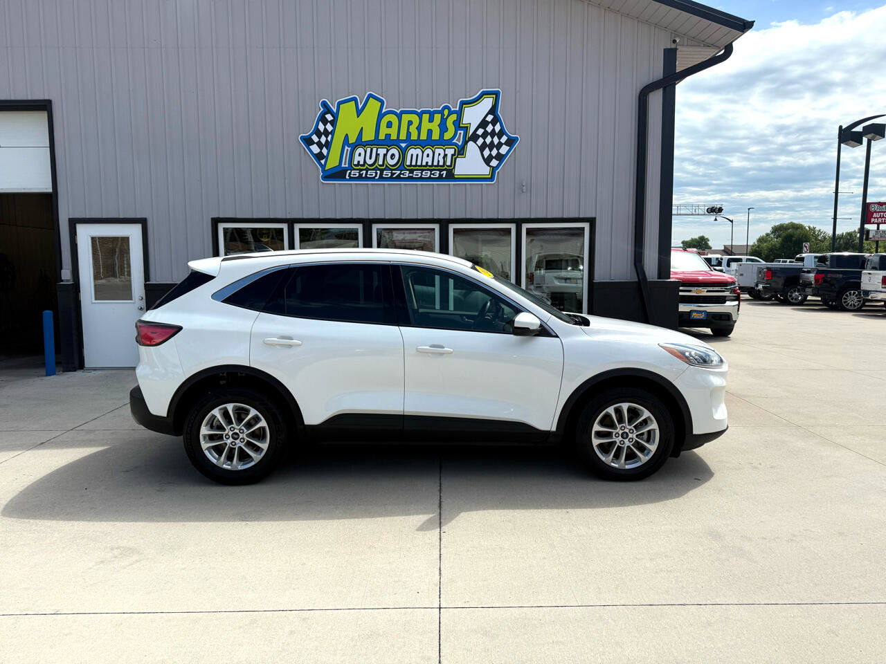 Used 2021 Ford Escape SE image 7