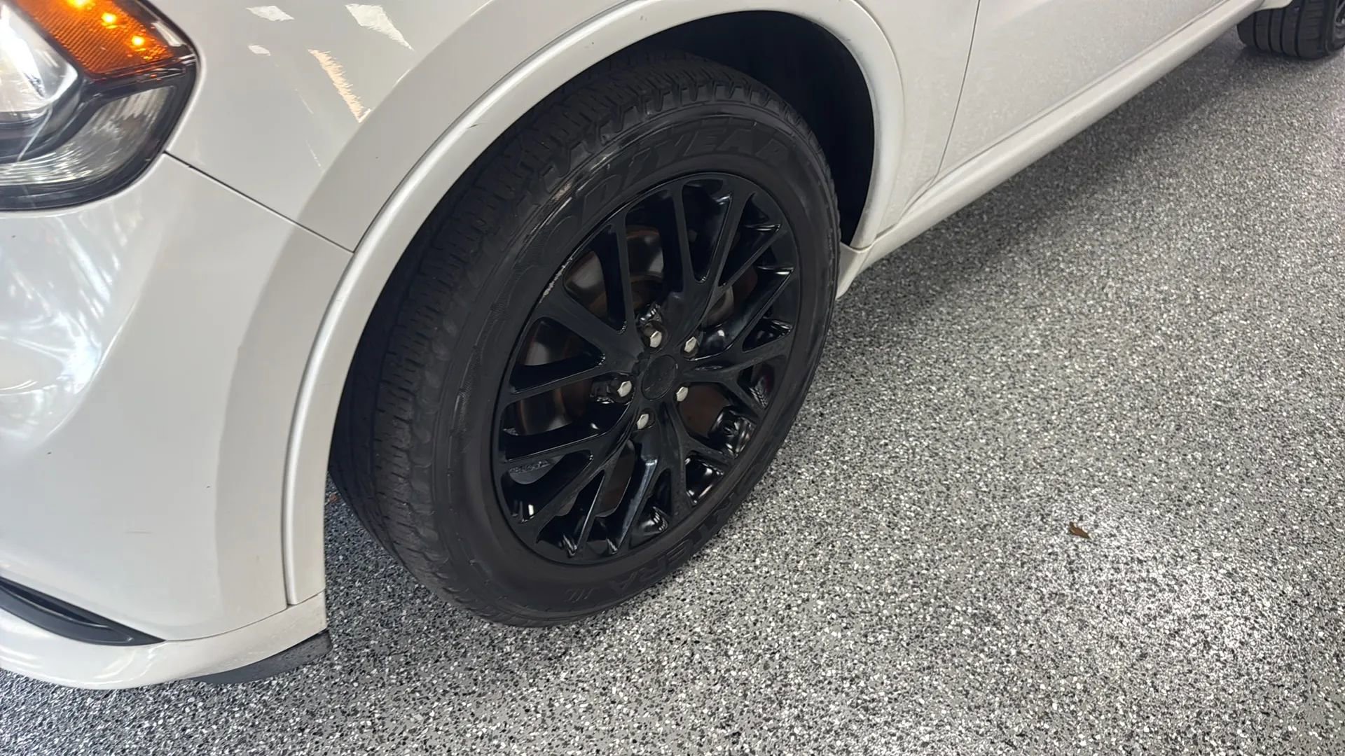 Used 2015 Dodge Durango R/T w/ Technology Group RWD image 41