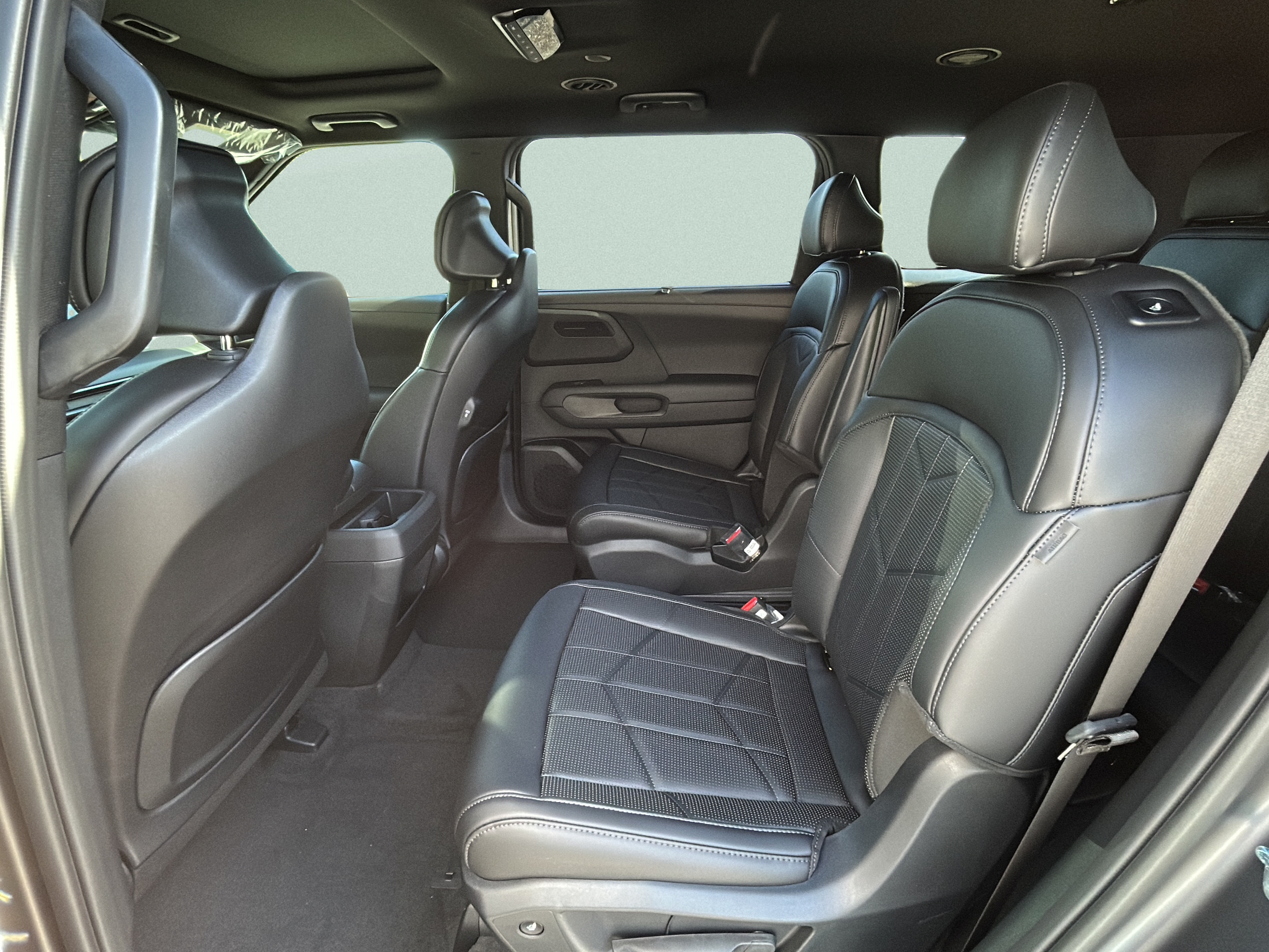 New 2027 Kia Telluride EX X-Line w/ Towing Package AWD/4WD image 9
