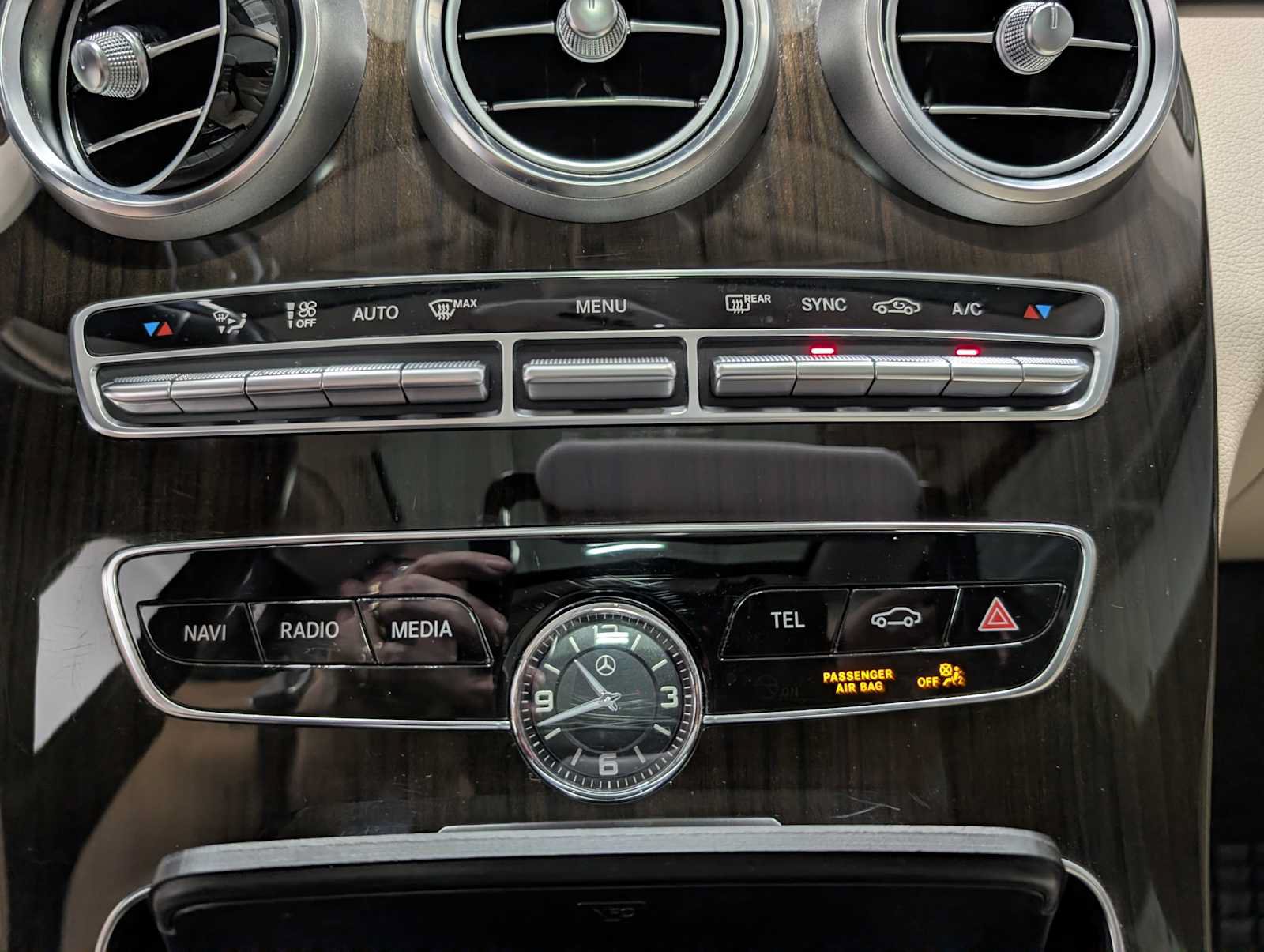 Certified 2019 Mercedes-Benz C 300 4MATIC Sedan image 30