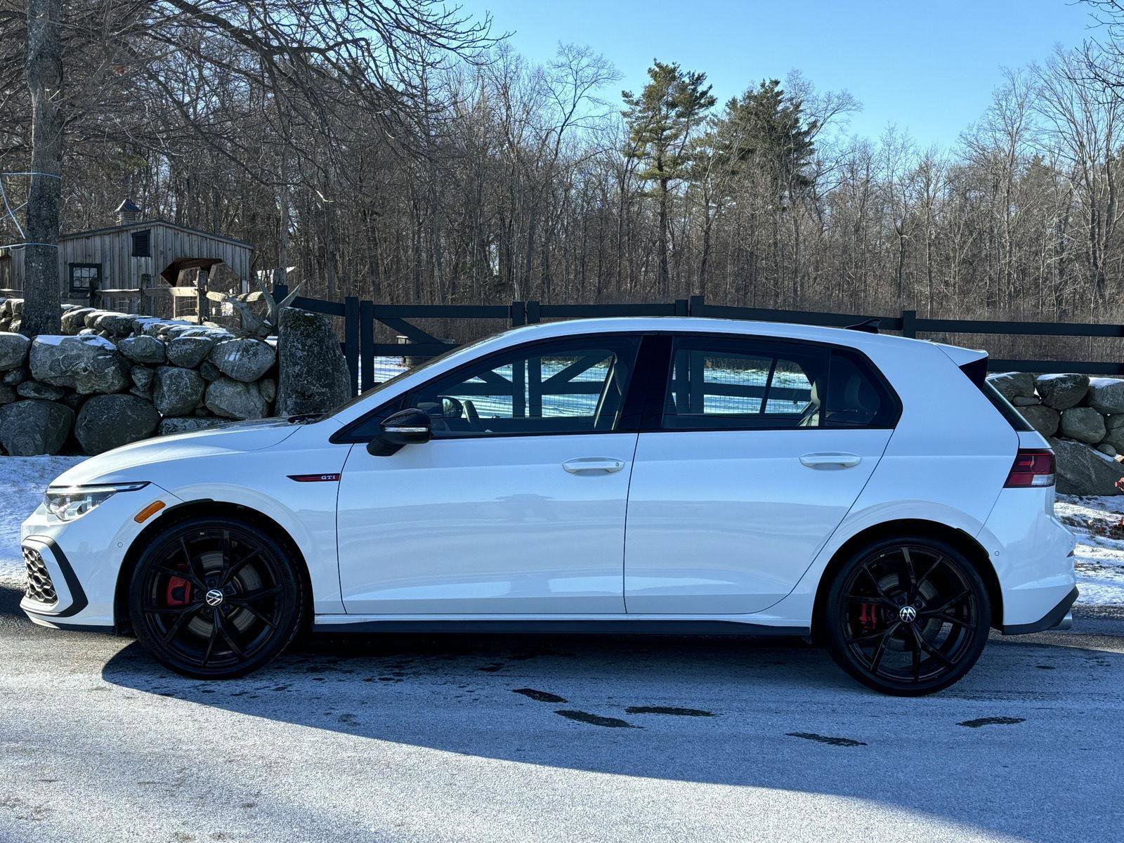 Used 2024 Volkswagen GTI Autobahn image 12