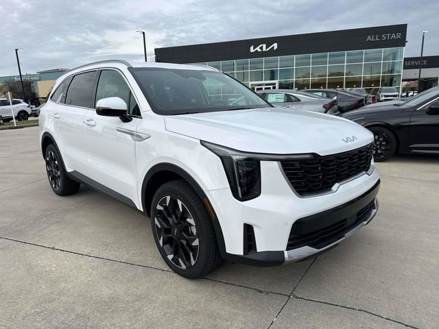 New 2026 Kia Sorento S w/ S Panoramic Sunroof Package