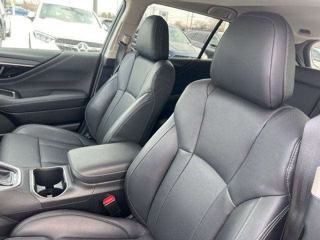 Used 2025 Subaru Outback Limited image 7