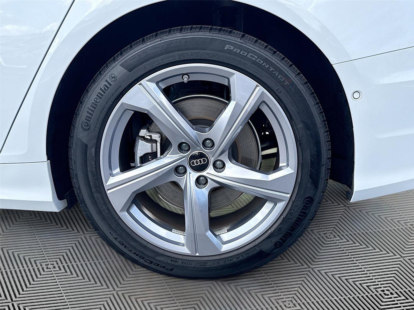 Certified 2025 Audi A6 3.0T Premium w/ Convenience Package AWD/4WD image 33