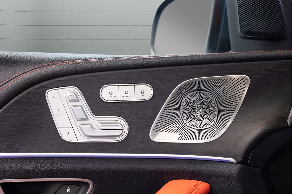 Used 2024 Mercedes-Benz GLE 53 AMG 4MATIC w/ Winter Package image 40