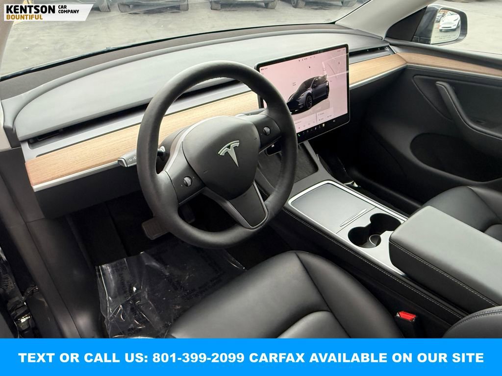 Used 2024 Tesla Model Y Long Range image 28