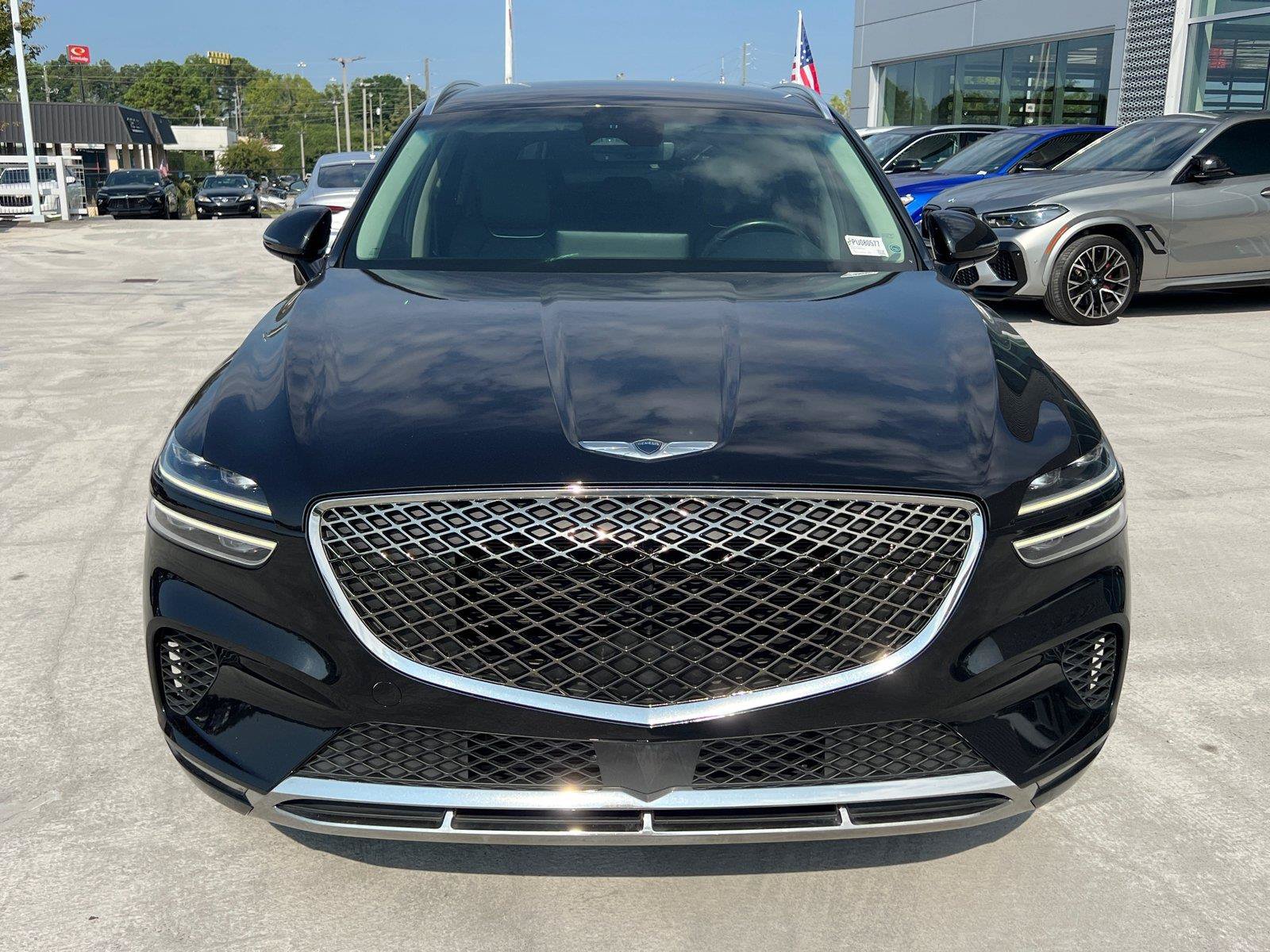 Used 2023 Genesis GV70 2.5T AWD/4WD image 2
