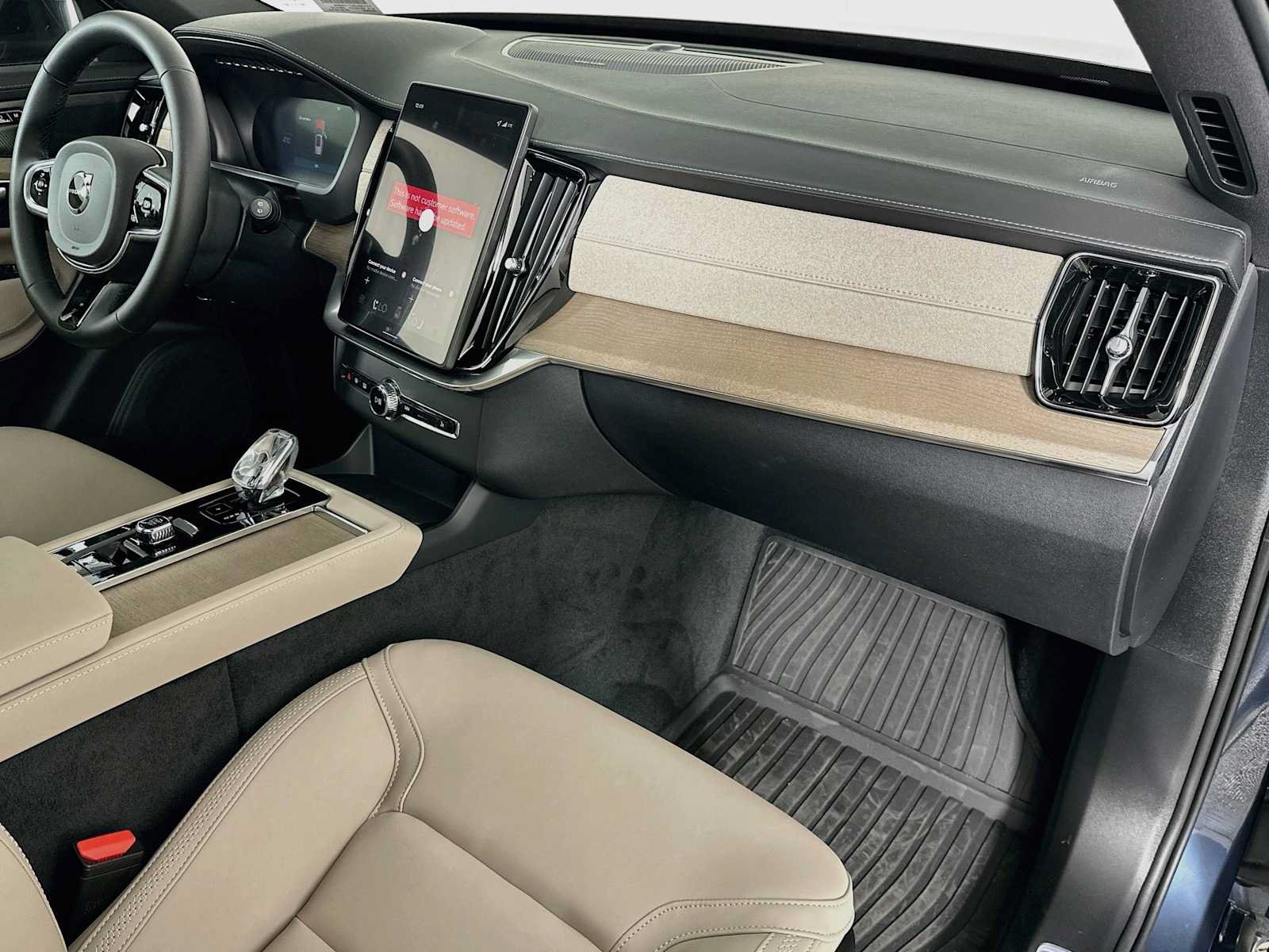 New 2026 Volvo XC90 T8 Plus w/ Protection Package AWD/4WD image 28