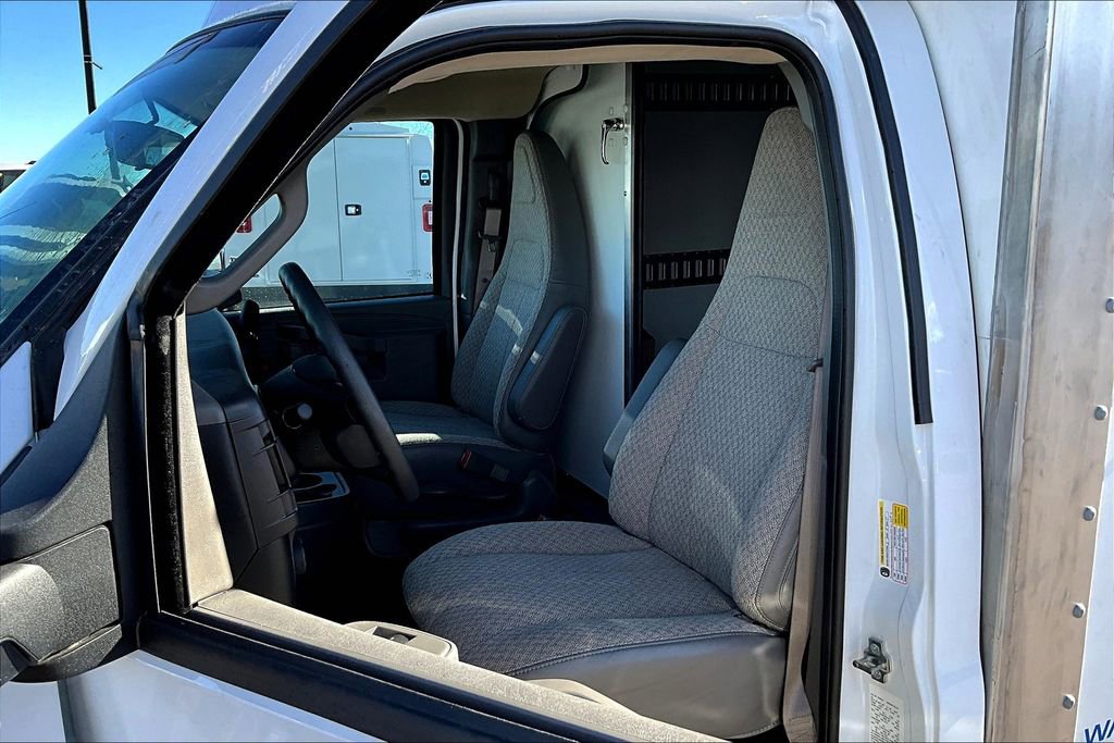 New 2024 Chevrolet Express 3500 w/ Power Convenience Package image 9