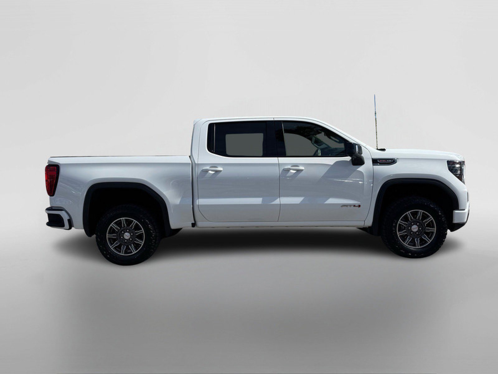 Used 2025 GMC Sierra 1500 AT4 AWD/4WD image 6