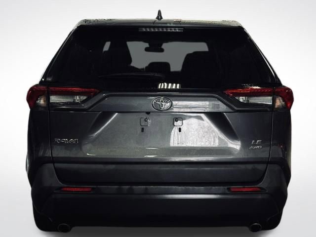 Used 2024 Toyota RAV4 LE image 7