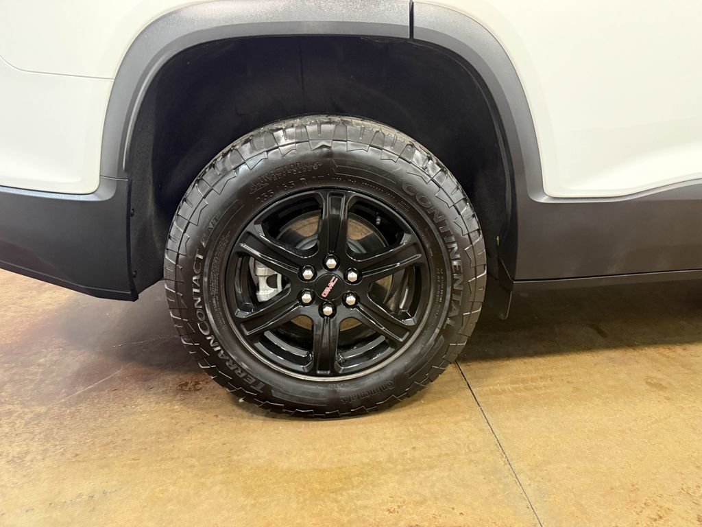 Used 2023 GMC Acadia AT4 image 92