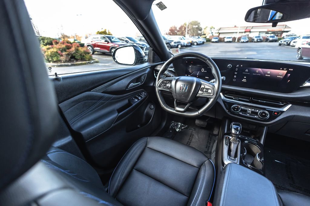 Used 2024 Buick Envista Sport Touring w/ Convenience I Package image 20