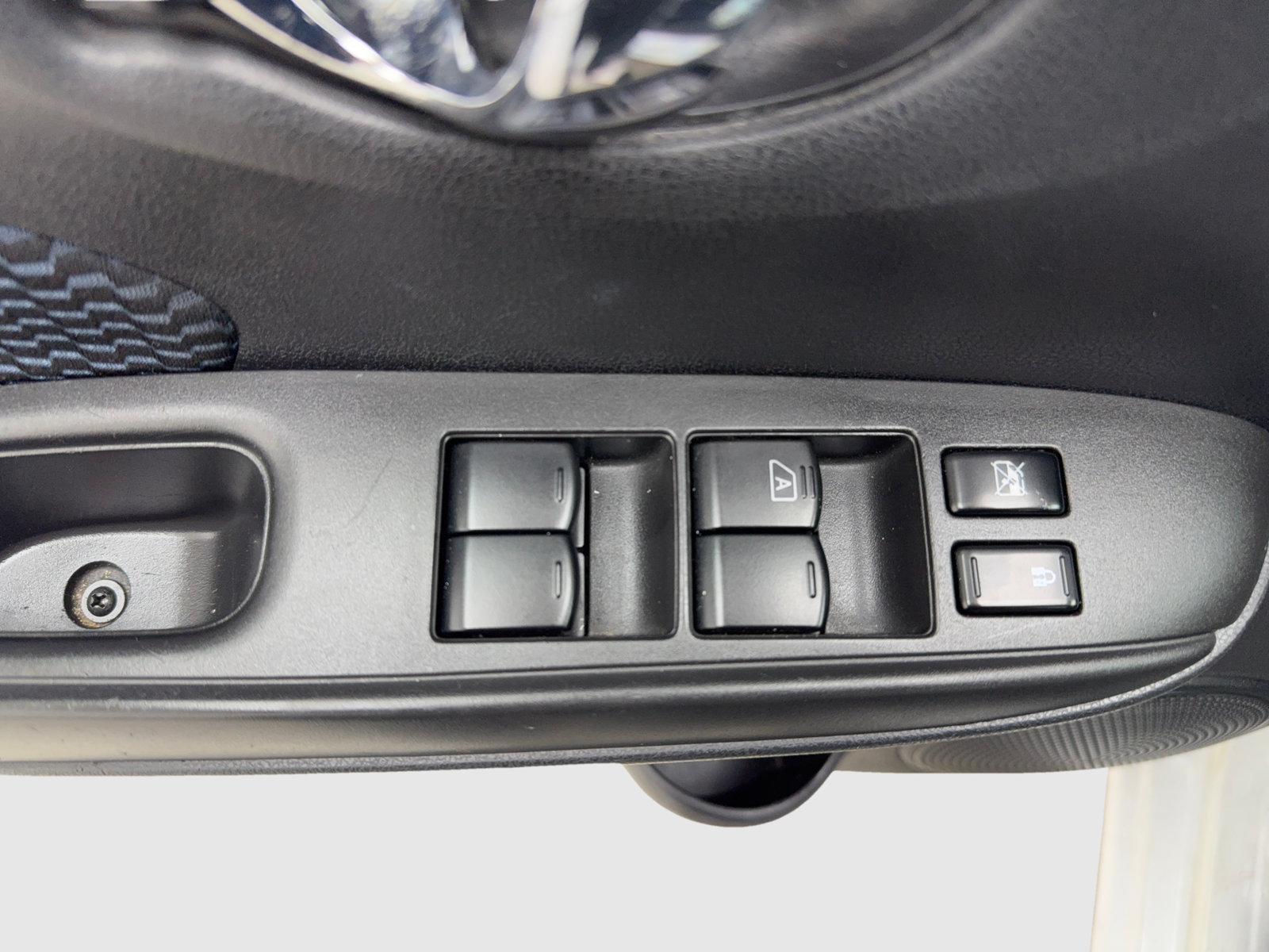 Used 2019 Nissan Versa Note SV FWD image 30