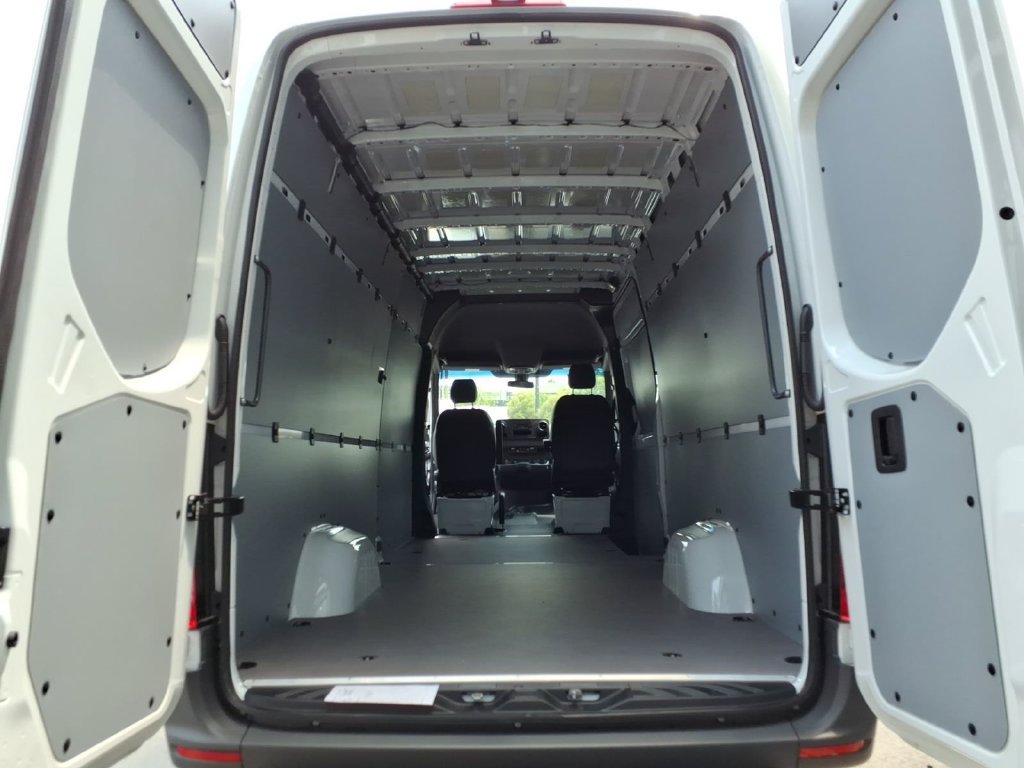 New 2026 Mercedes-Benz Sprinter 2500 image 26