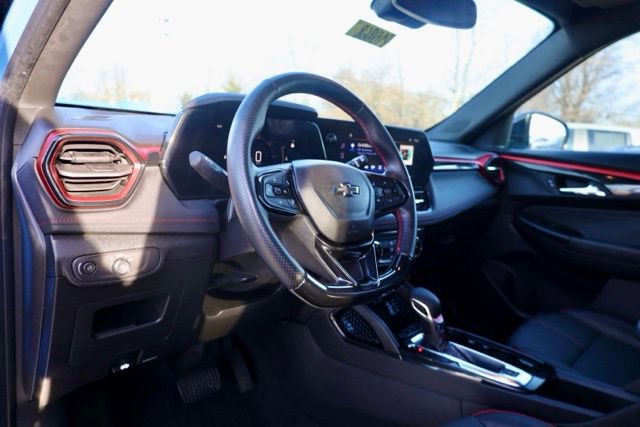 Certified 2024 Chevrolet TrailBlazer RS w/ Convenience Package image 19