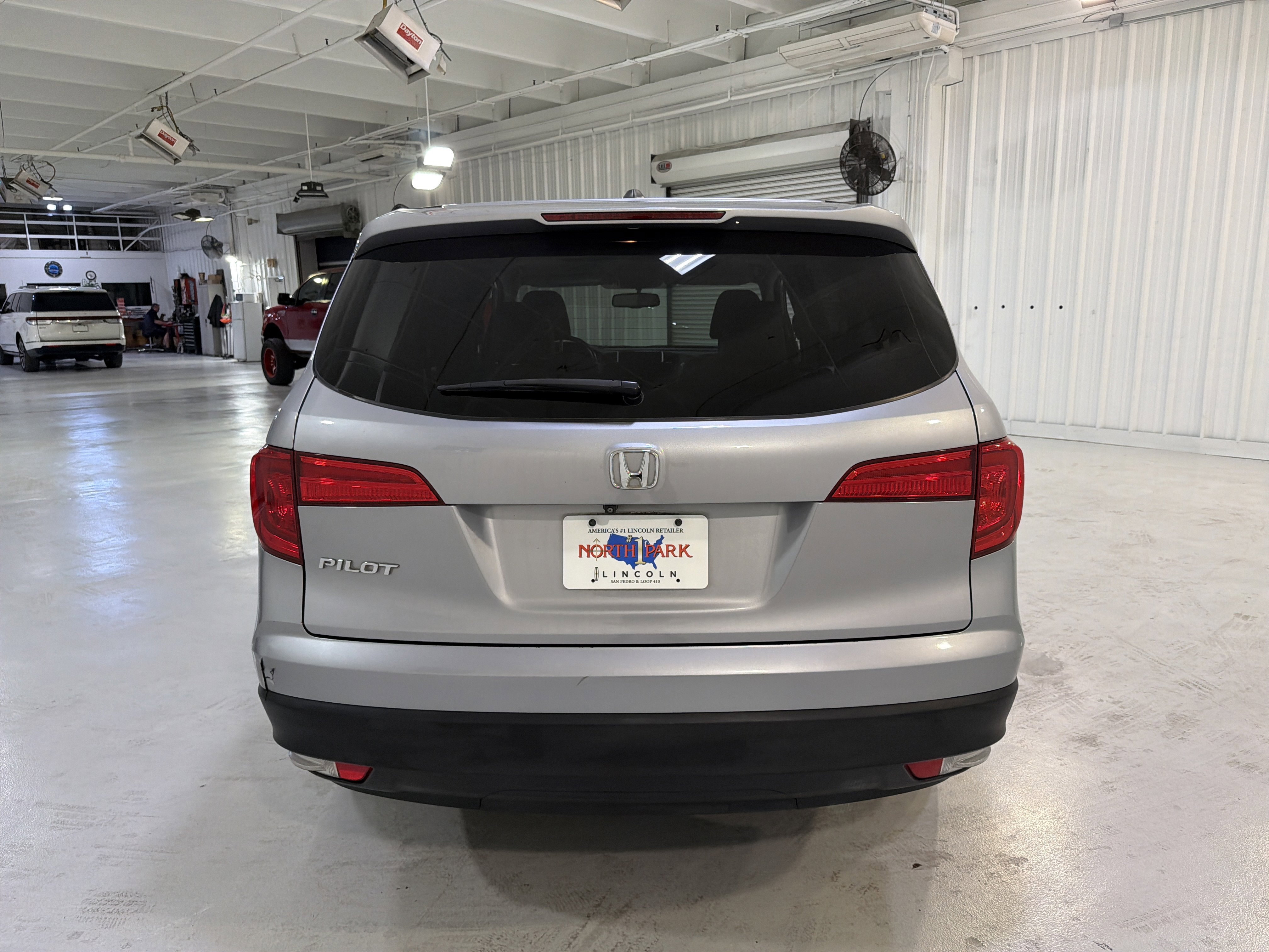 Used 2016 Honda Pilot EX-L image 4