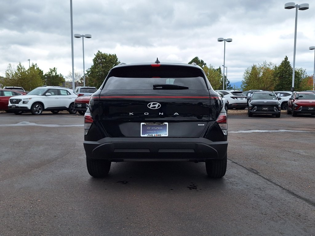Certified 2024 Hyundai Kona SEL AWD/4WD image 4