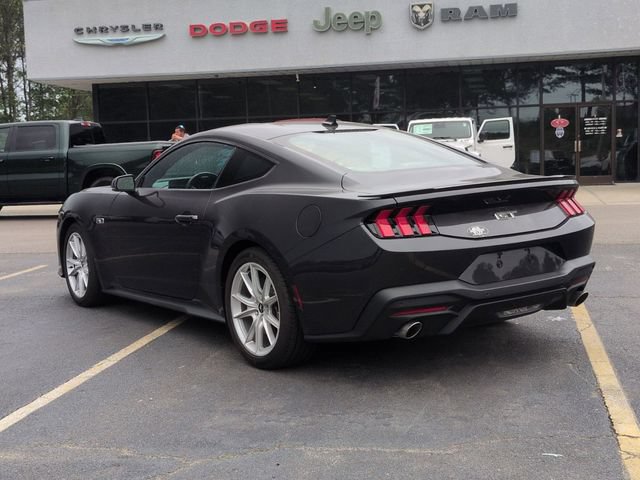 Used 2024 Ford Mustang GT Premium RWD image 5