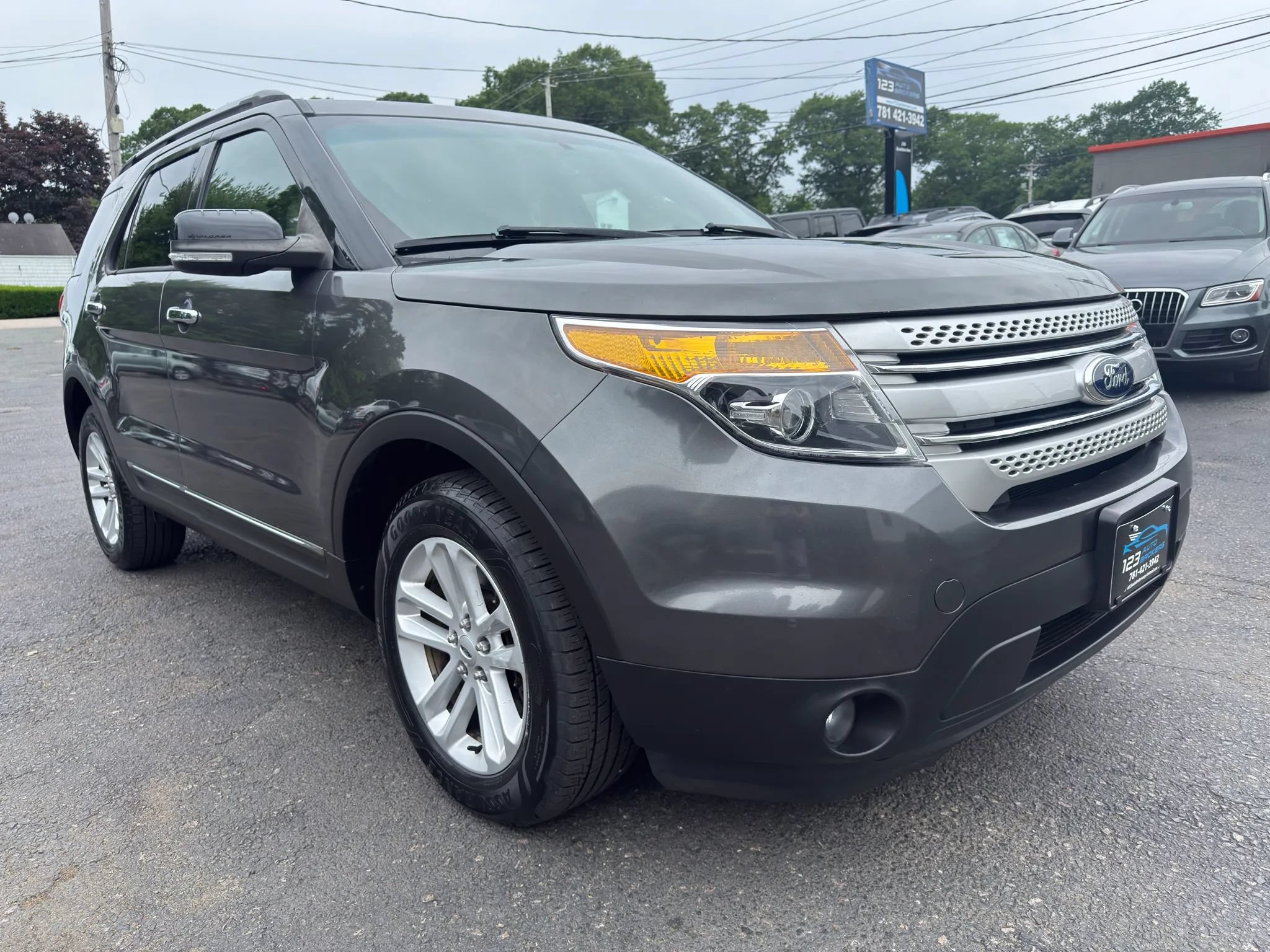 Used 2015 Ford Explorer XLT w/ Equipment Group 202A