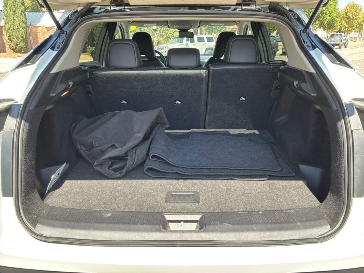 Used 2025 Nissan Ariya FWD image 22